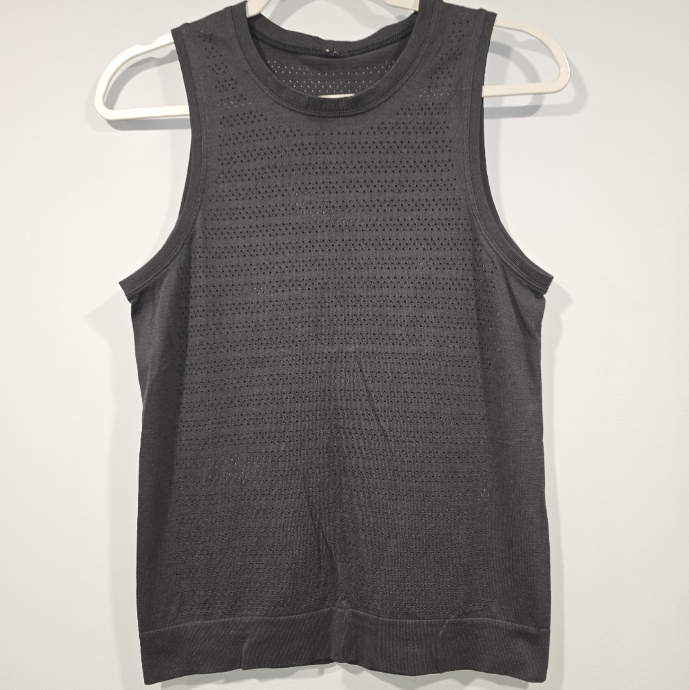 Lululemon Breeze By Muscle Tank Top Black Women's Size 4 L2 Excellent EUC